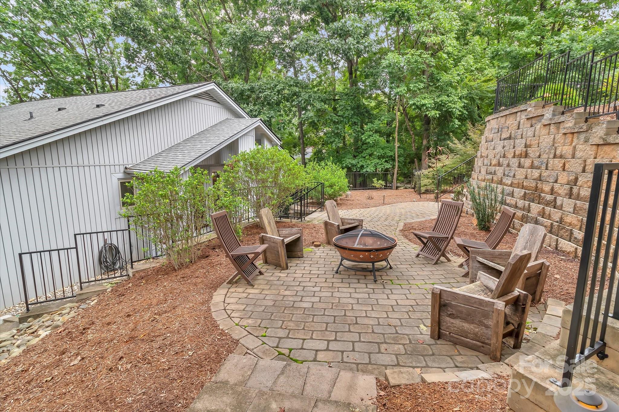Tega Cay - Residential