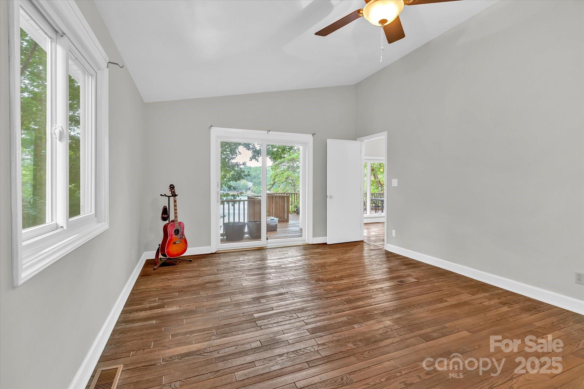 Tega Cay - Residential