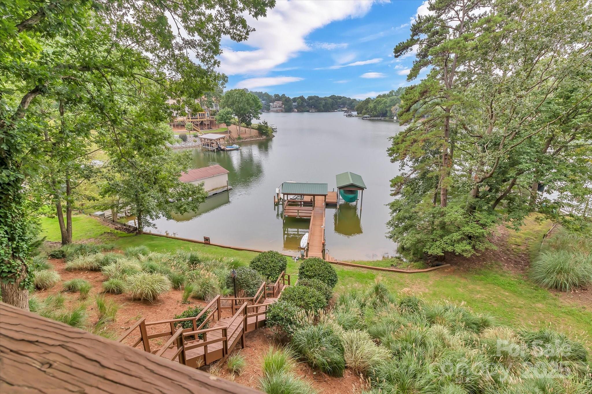 Tega Cay - Residential