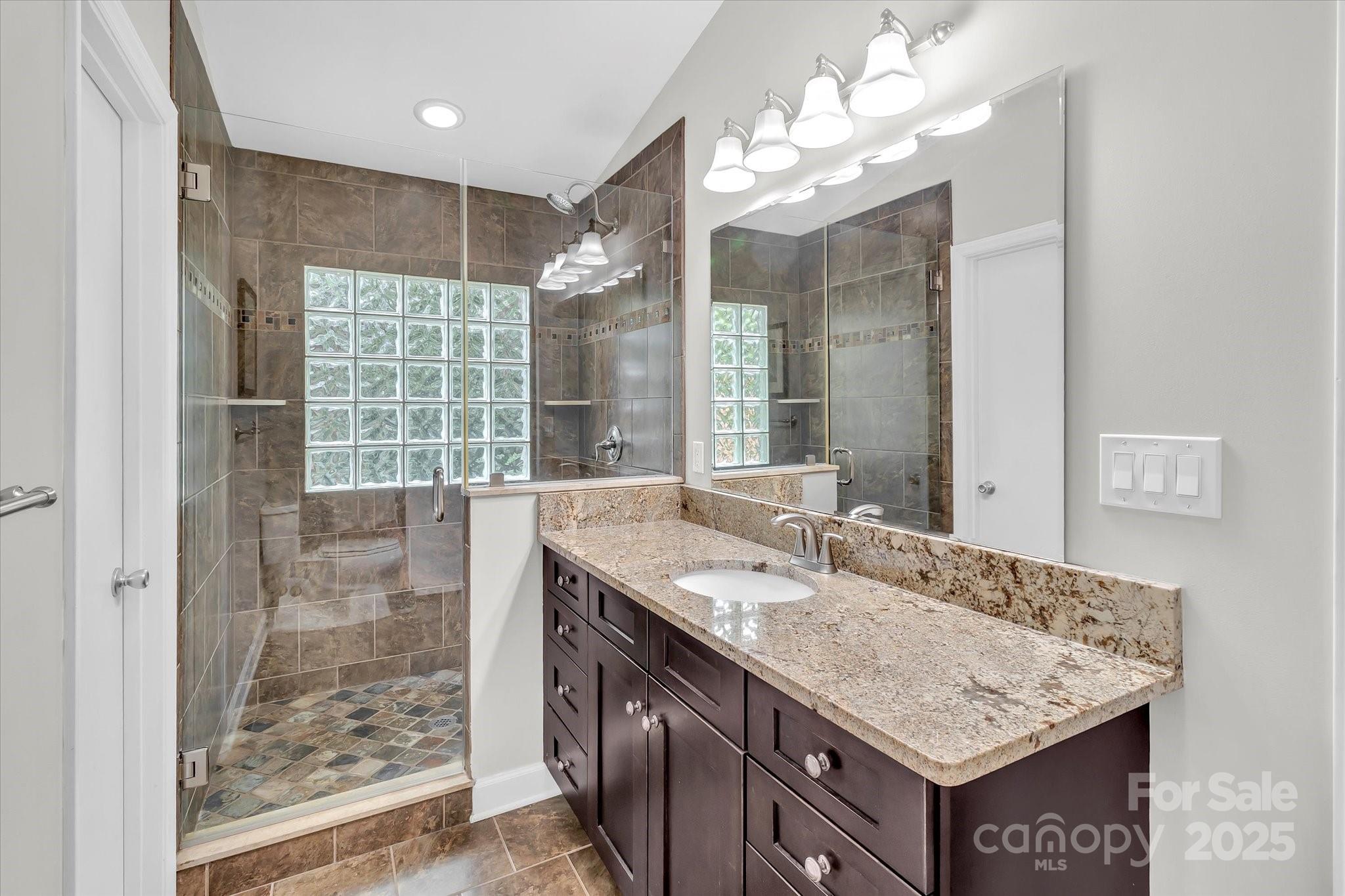 Tega Cay - Residential