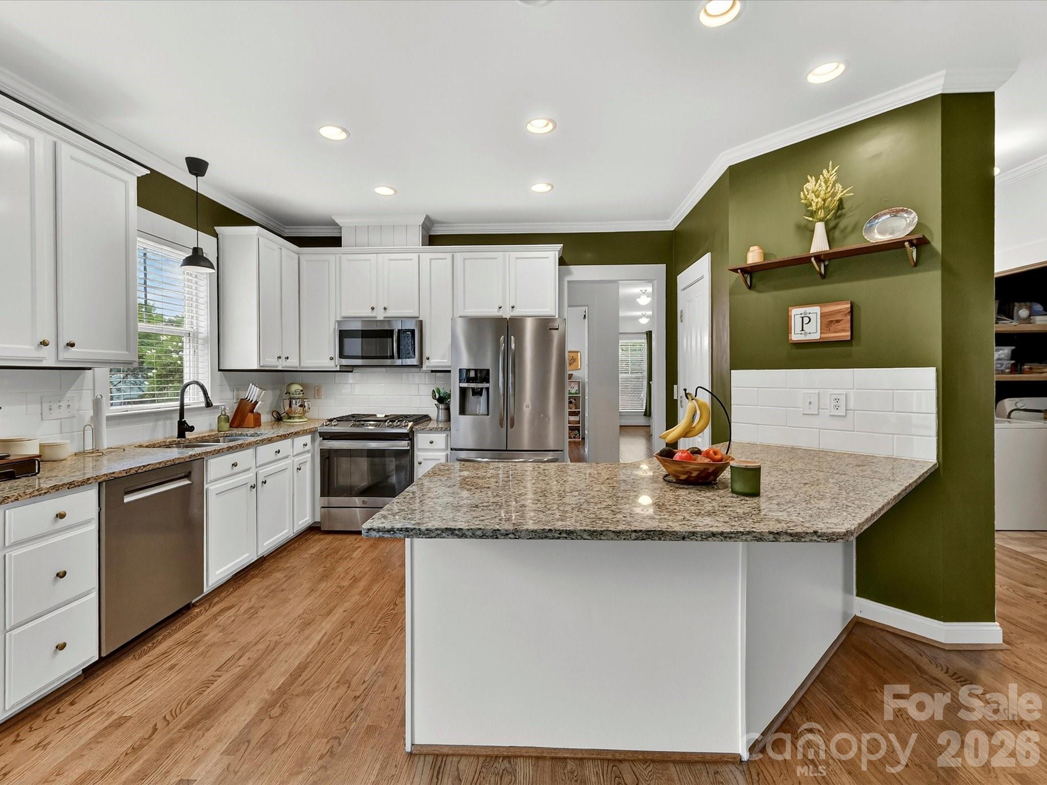 Lakeshore - Residential
