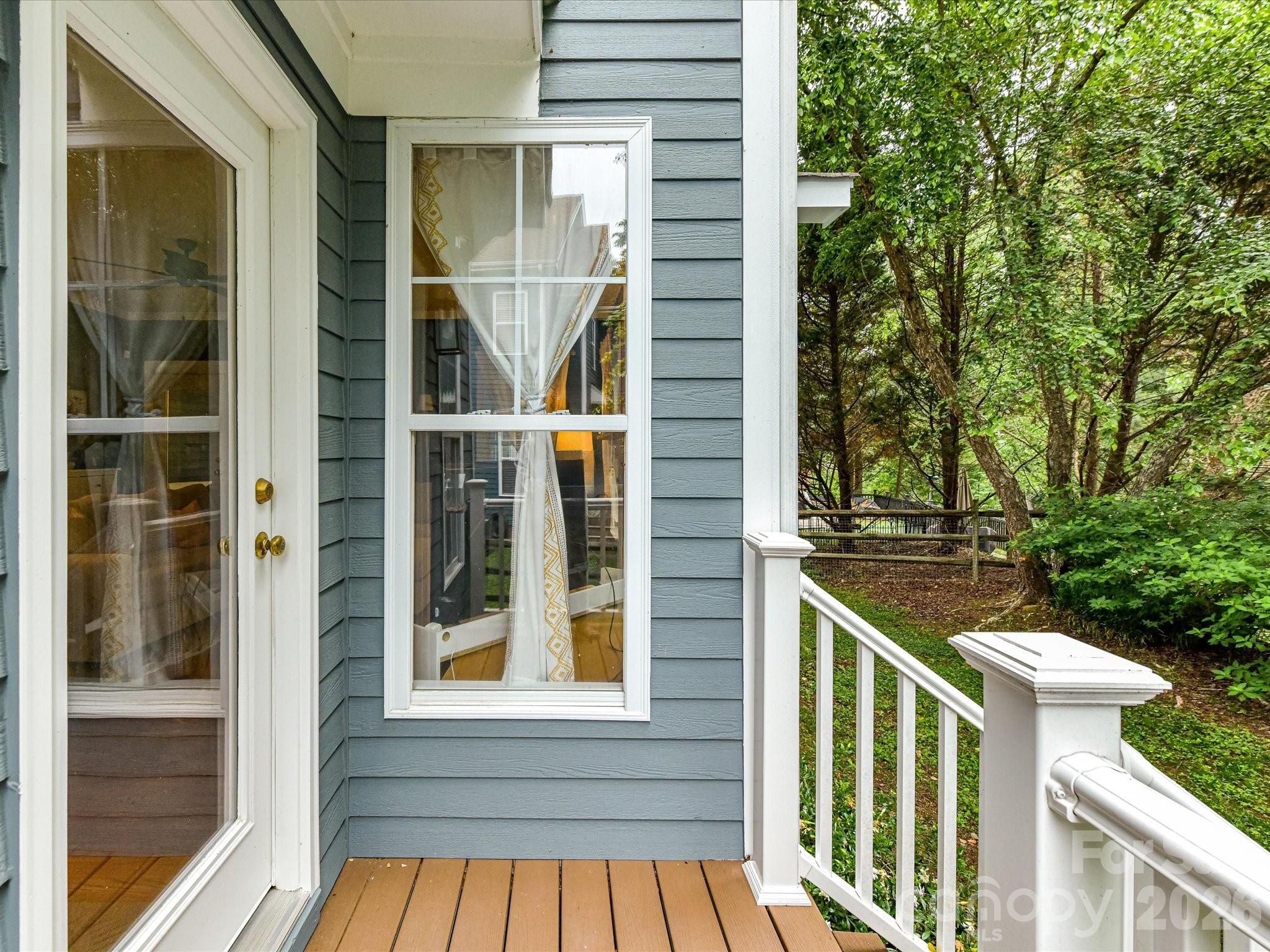 Lakeshore - Residential