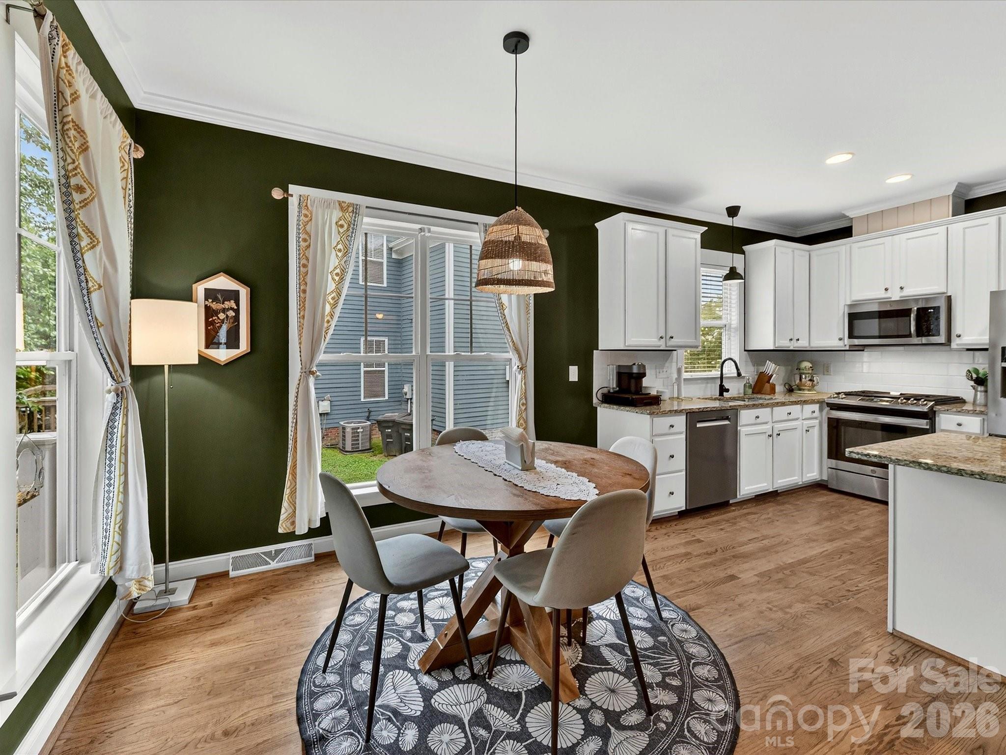 Lakeshore - Residential