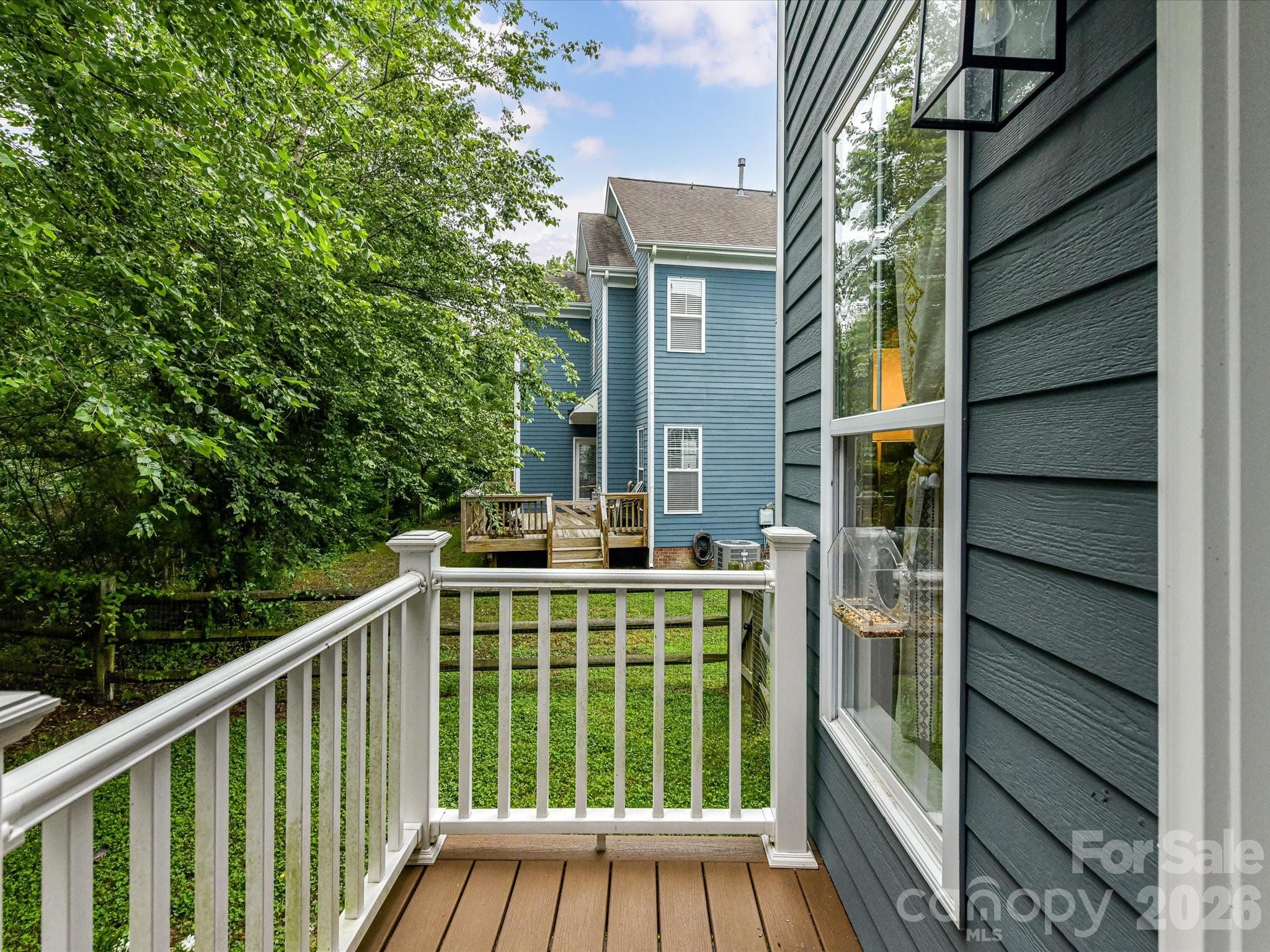 Lakeshore - Residential