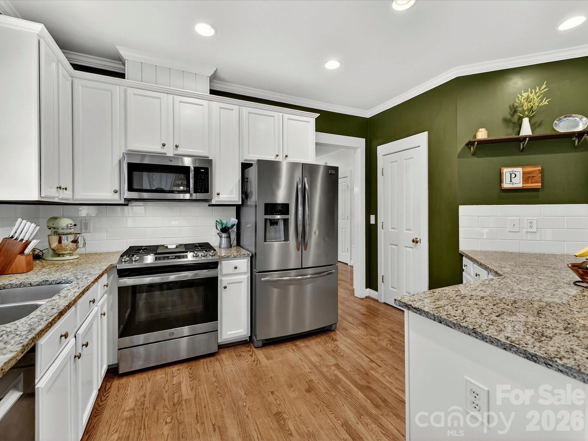 Lakeshore - Residential