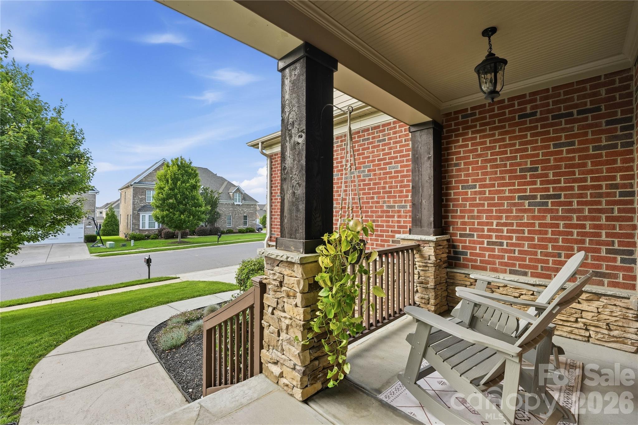 Hollister - Residential