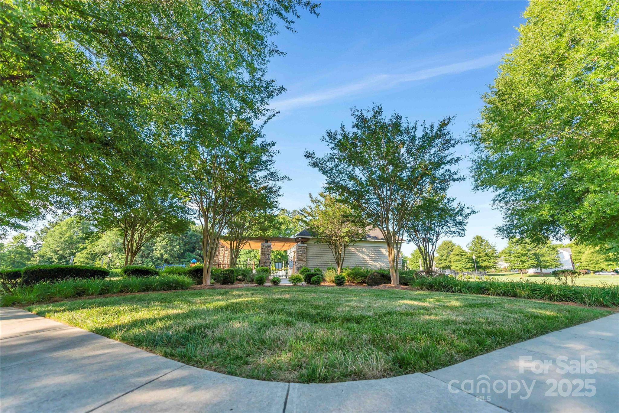 Bethesda Oaks - Residential
