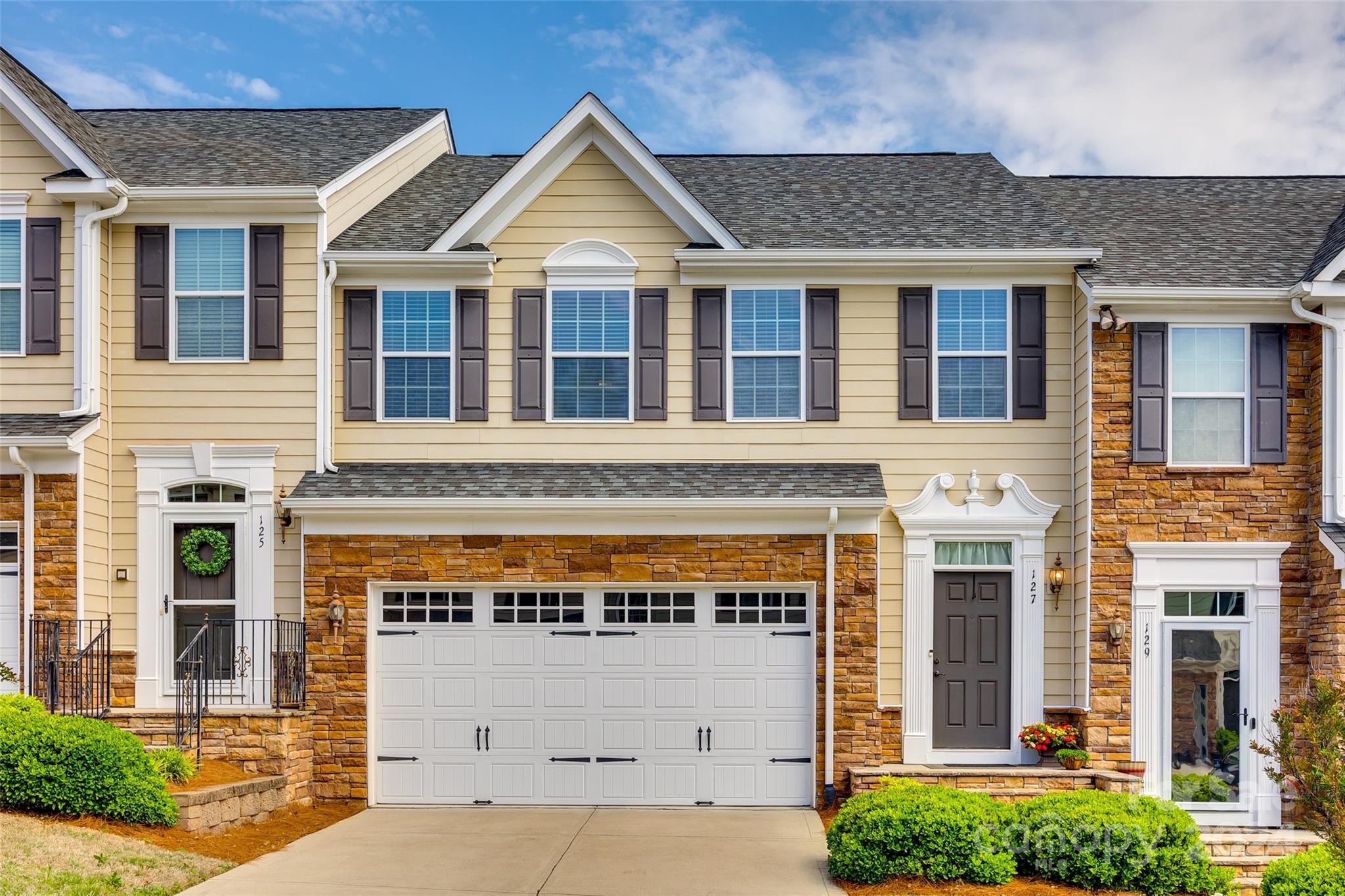 Lake Shore On Lake Wylie - Residential