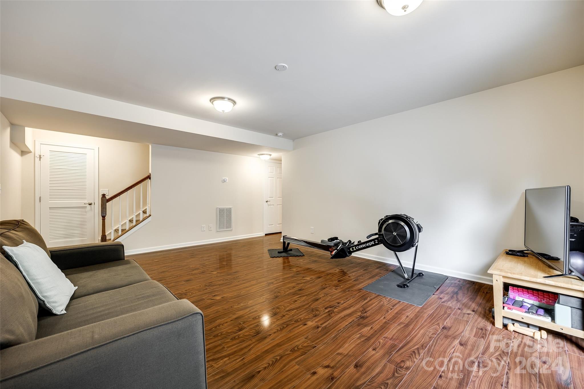 Lake Shore On Lake Wylie - Residential