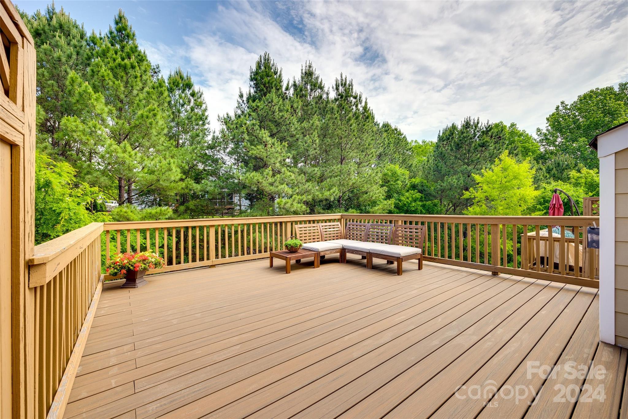 Lake Shore On Lake Wylie - Residential
