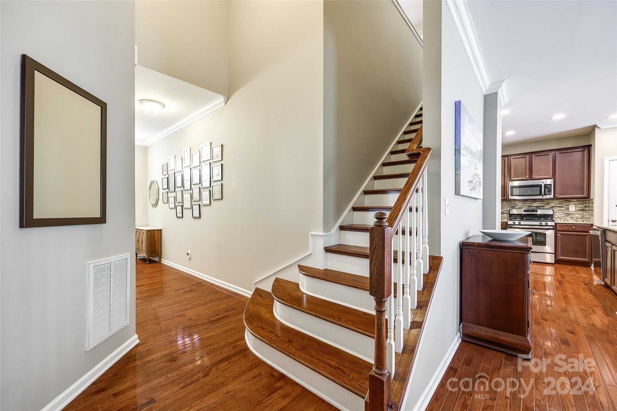 Lake Shore On Lake Wylie - Residential