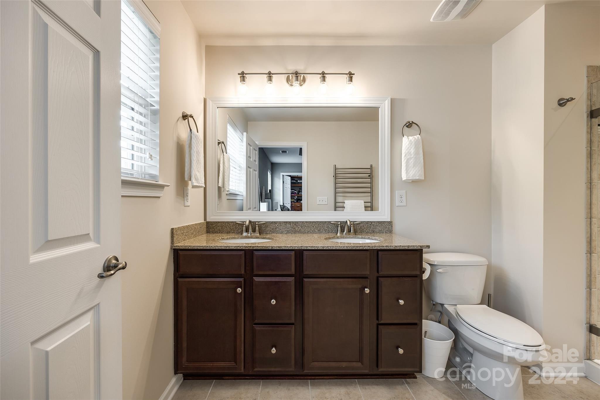 Lake Shore On Lake Wylie - Residential