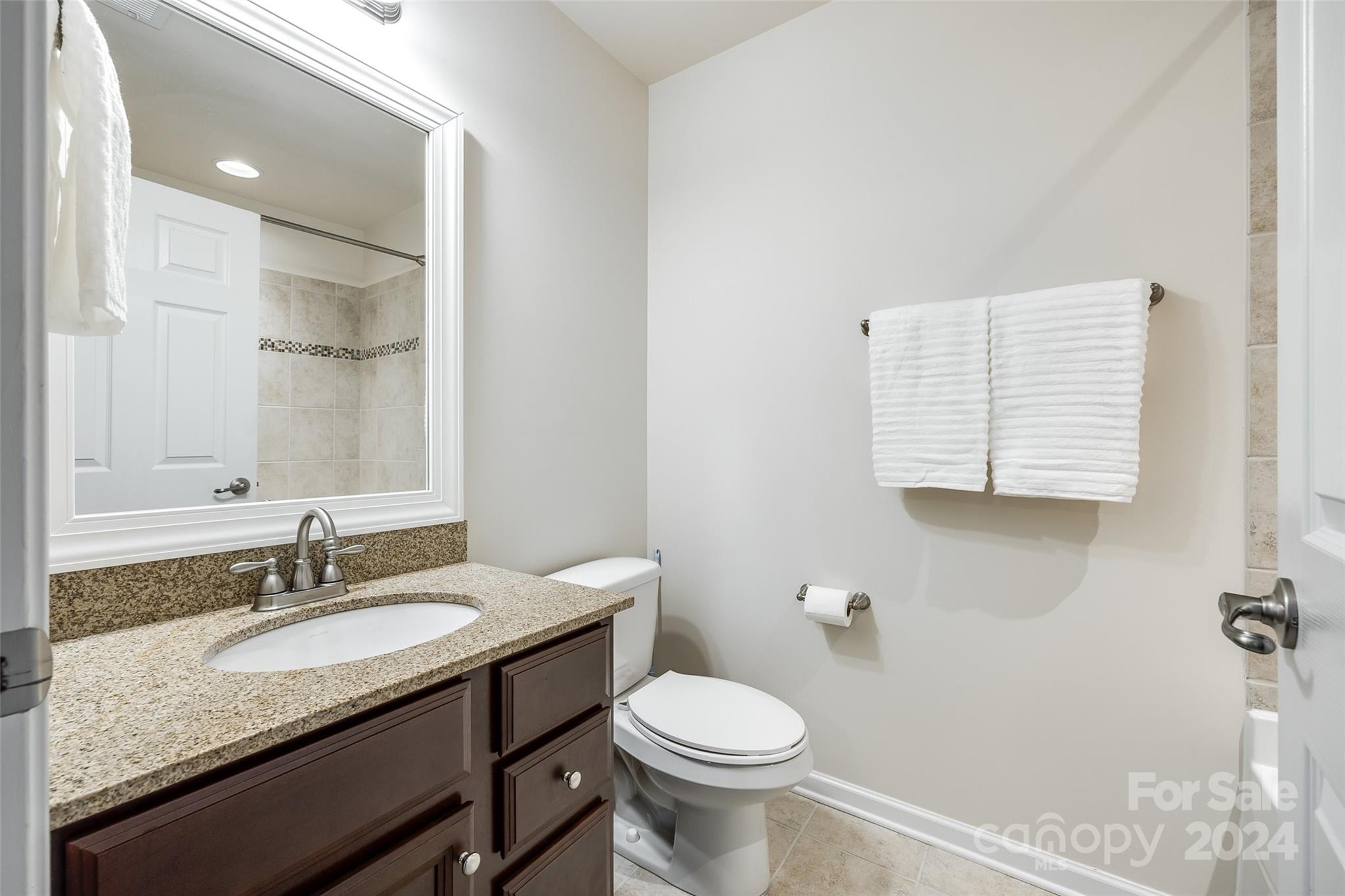 Lake Shore On Lake Wylie - Residential