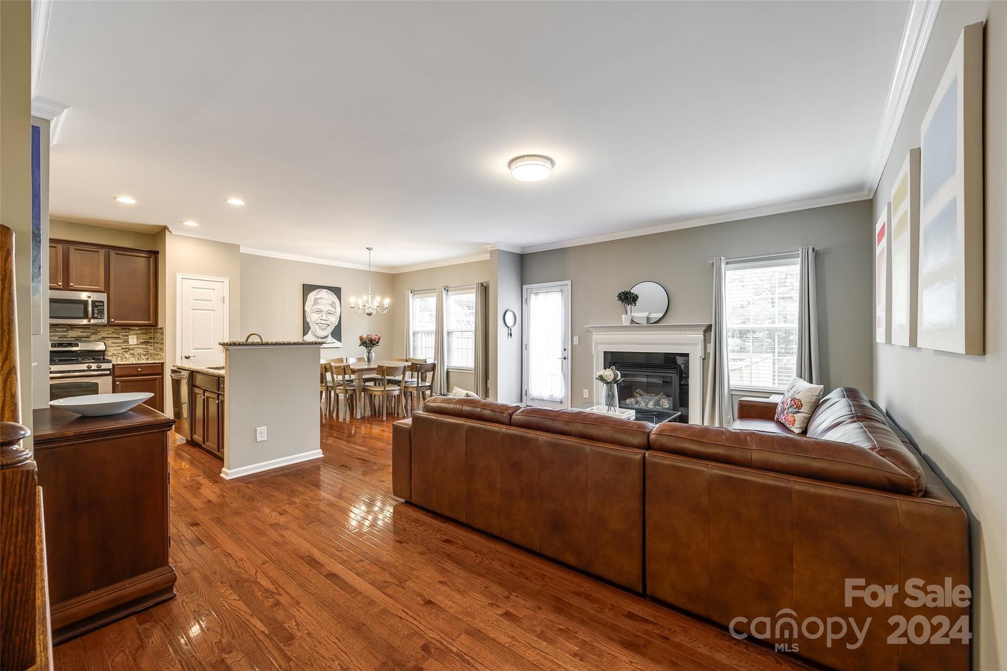 Lake Shore On Lake Wylie - Residential