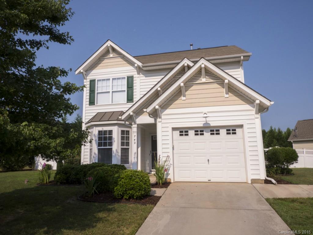 This amazing neighborhood has pool & Rec Center, walking trails, and plenty of charm! Close to Aquatic Center, shopping and amenities! Home features 3BR and 2.5 Baths, formal dining room, large master, HW on main, new granite counters, freshly painted throughout! Move in ready!
