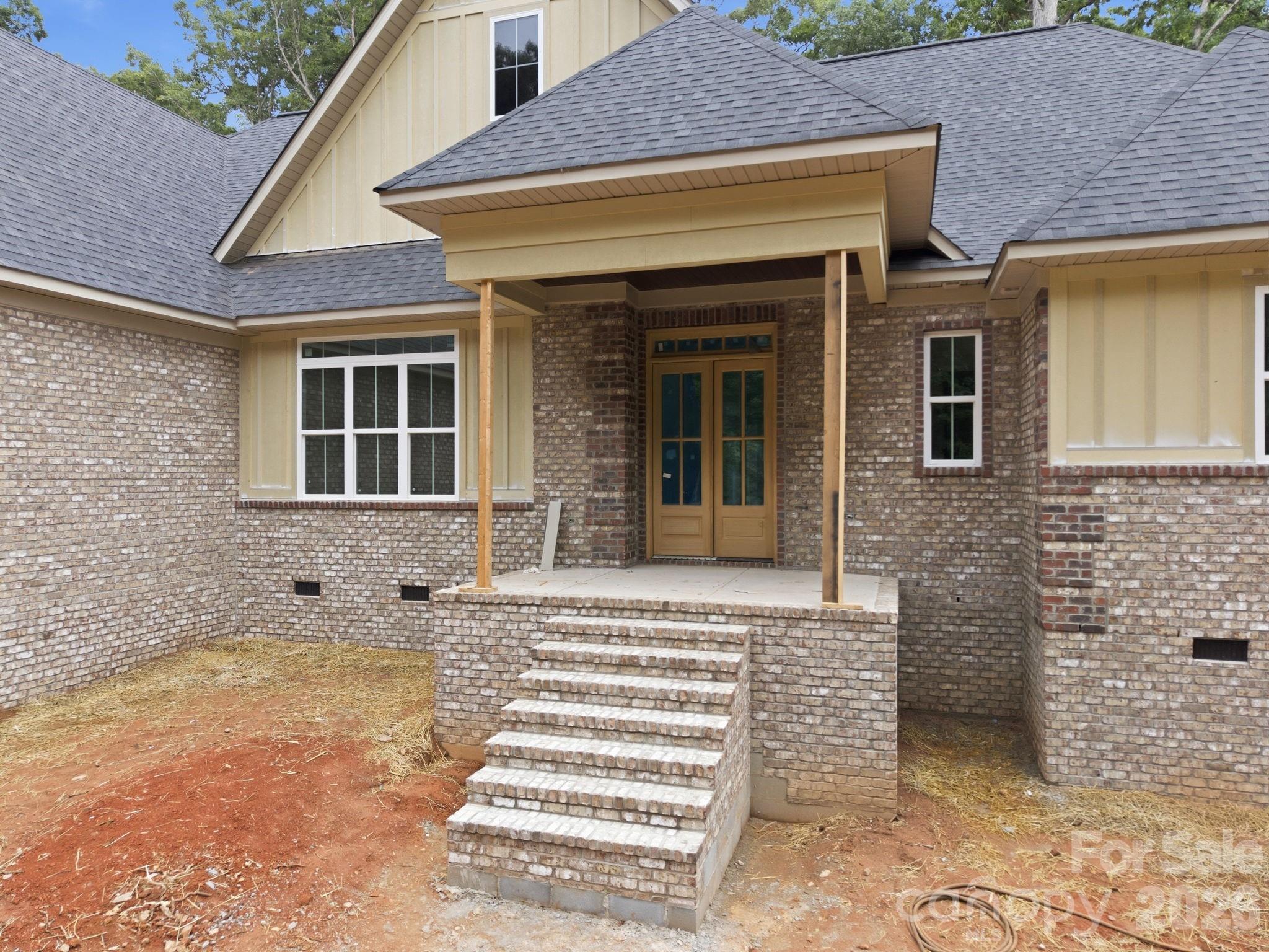 Country Club Hills - Residential
