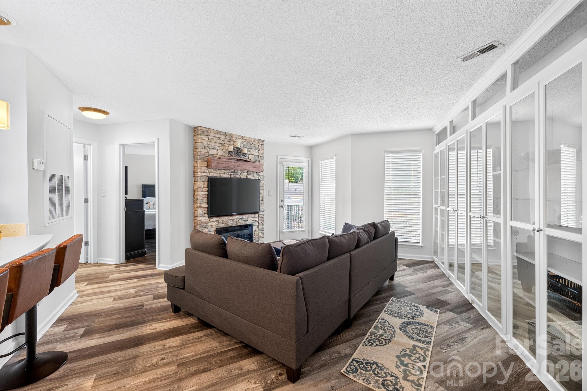 Hamiltons Bay - Residential