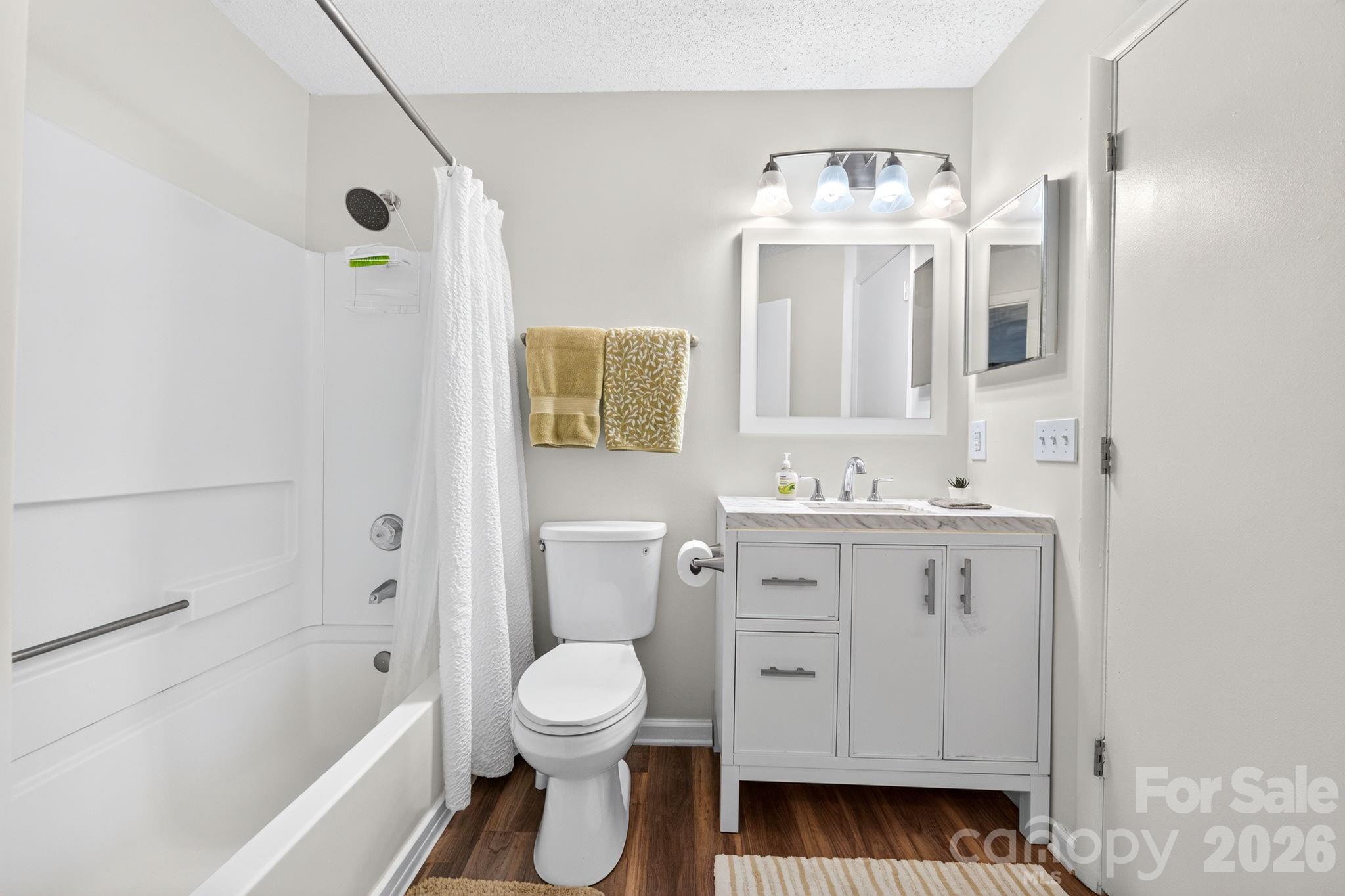 Hamiltons Bay - Residential