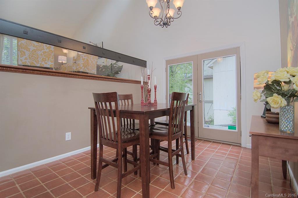 Tega Cay - Residential
