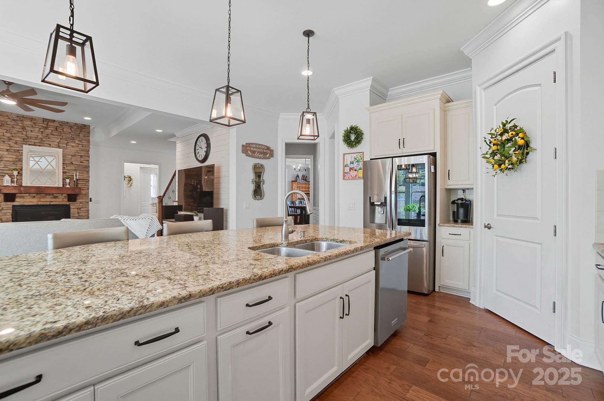 The Manors at Lake Ridge - Residential