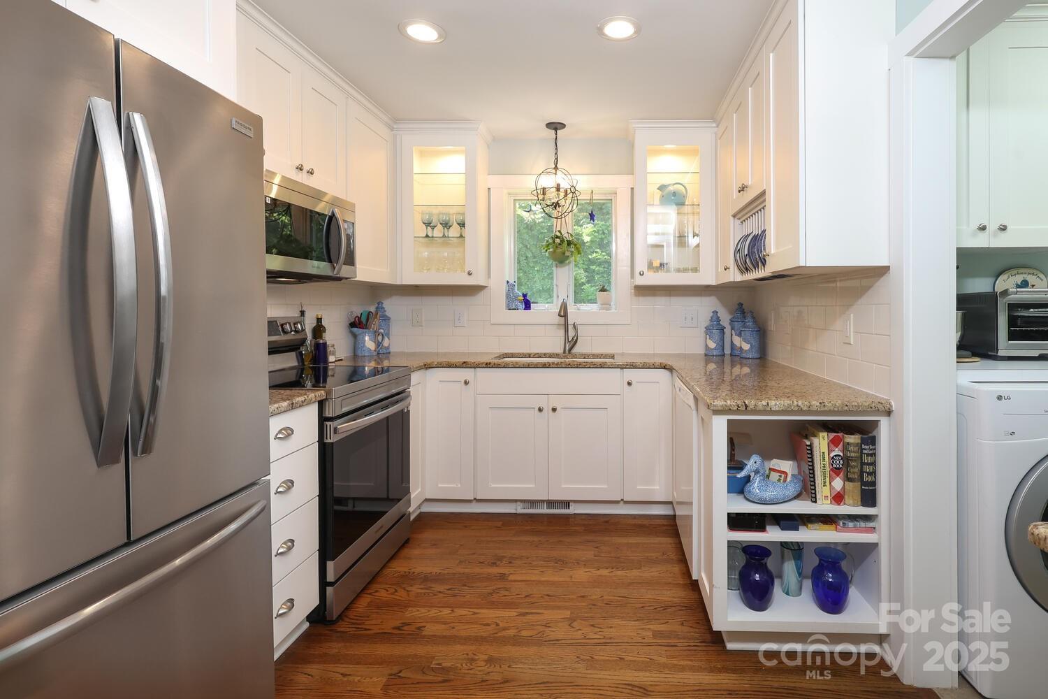 Live Oaks - Residential
