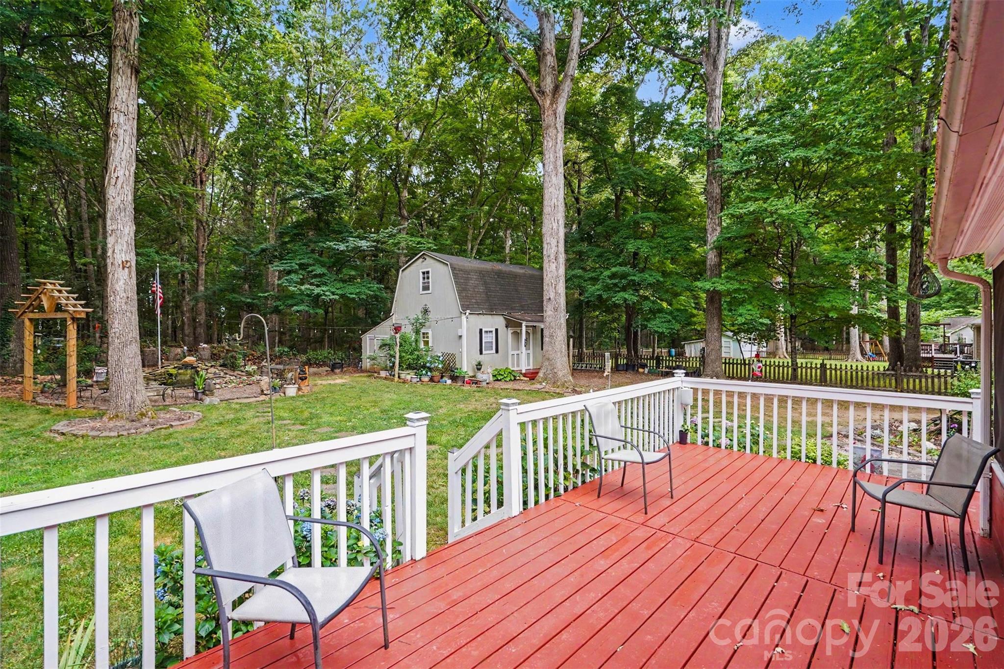 Charlton Oaks - Residential