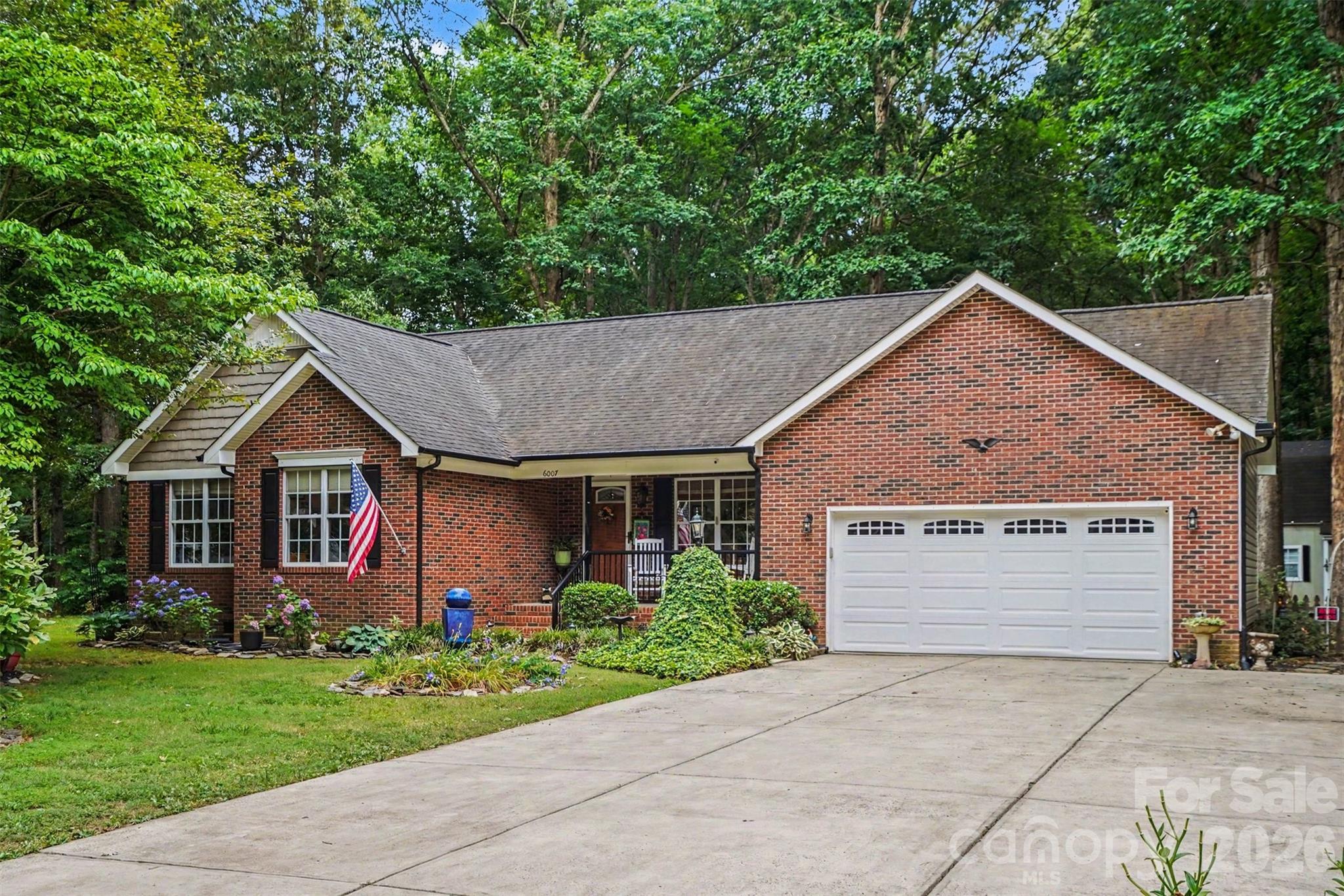 Charlton Oaks - Residential
