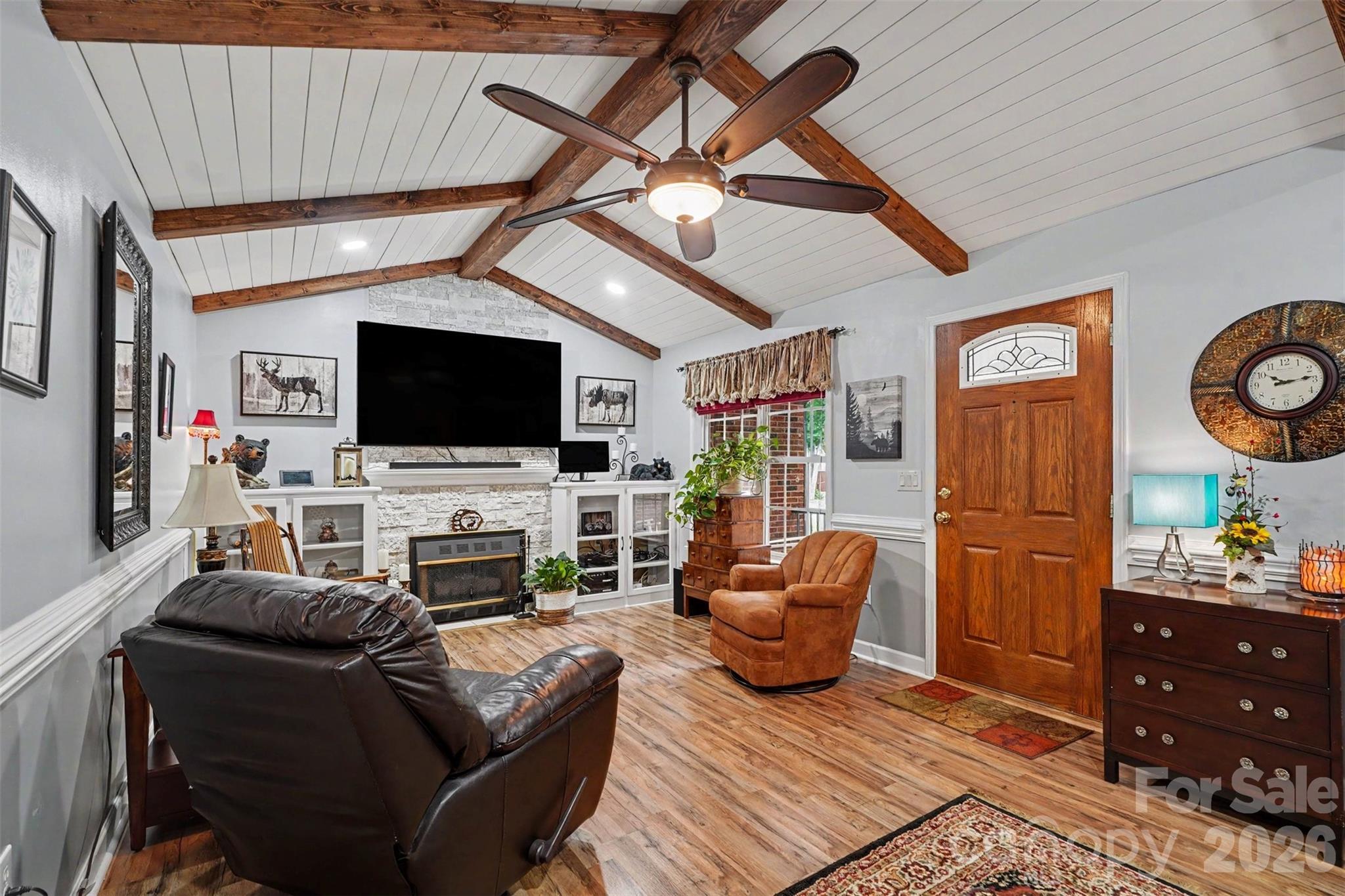 Charlton Oaks - Residential