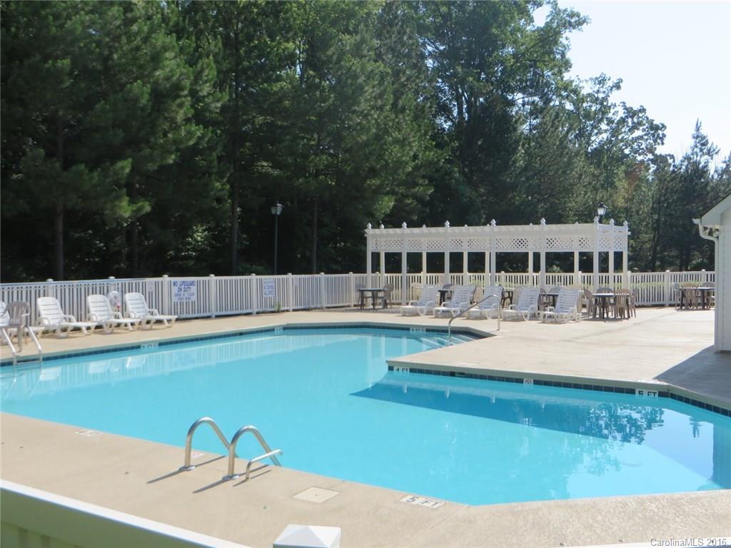 Windsor Trace - Residential