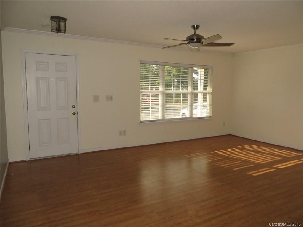 Windsor Trace - Residential