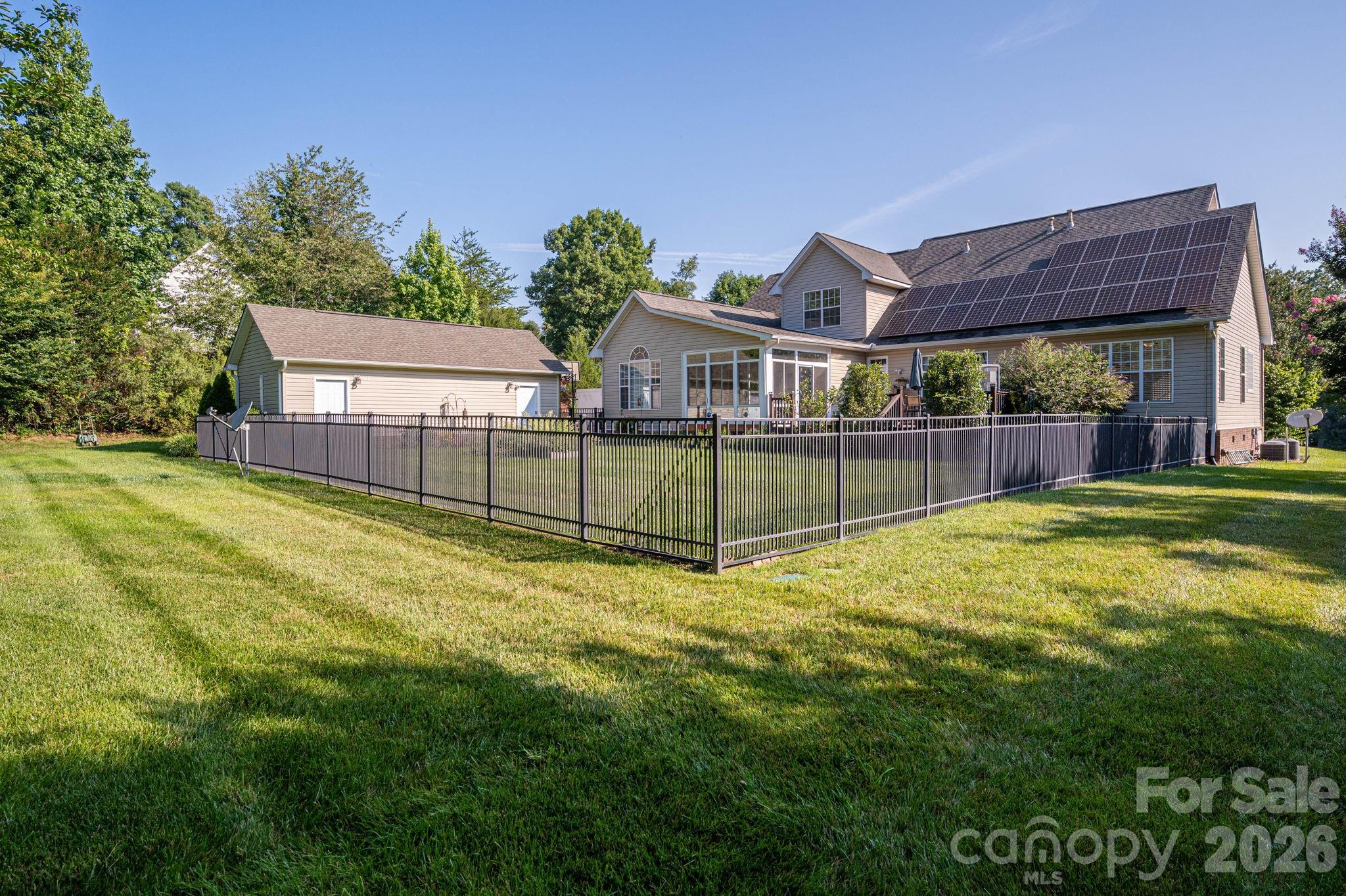 Clarendon Estates - Residential