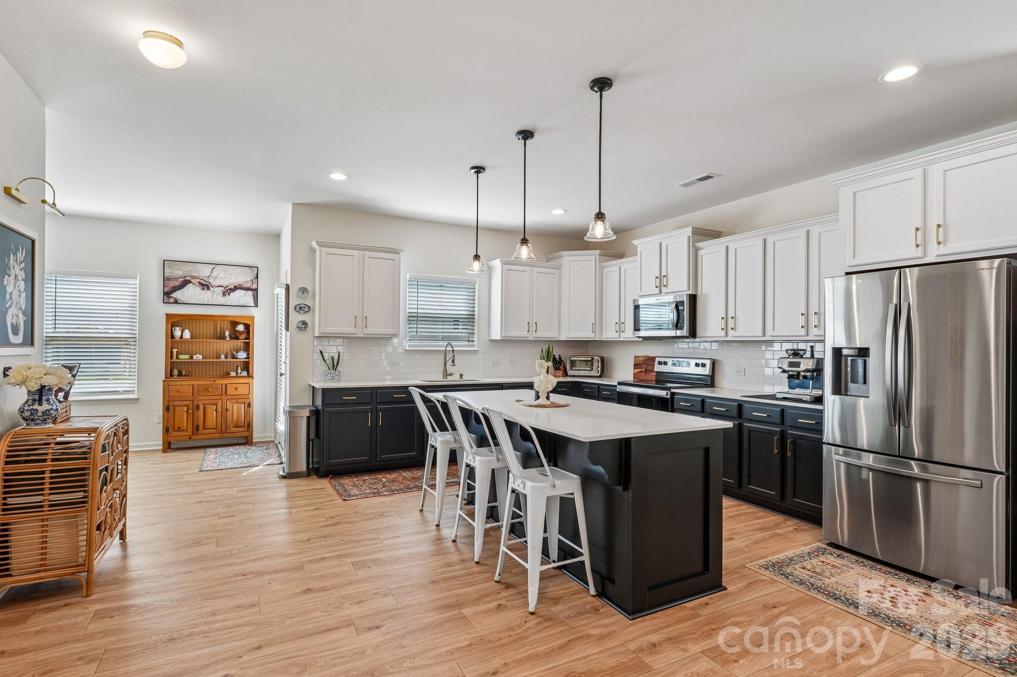 Alexander Commons - Residential