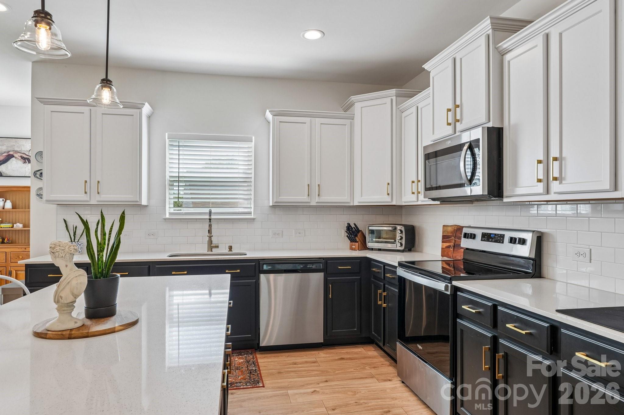 Alexander Commons - Residential