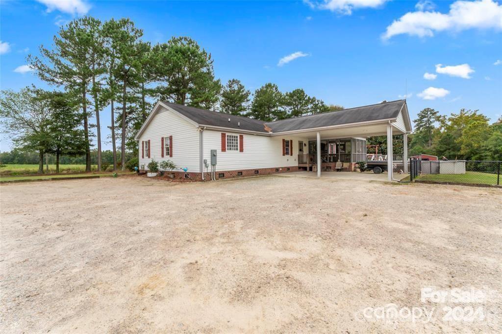 Lake Royale - Residential