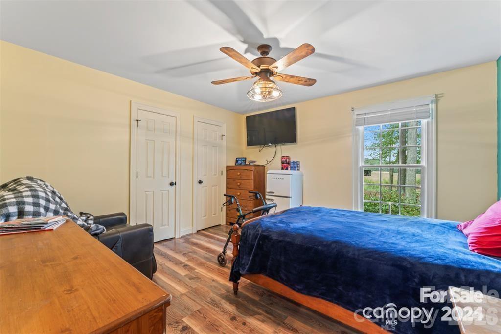 Lake Royale - Residential