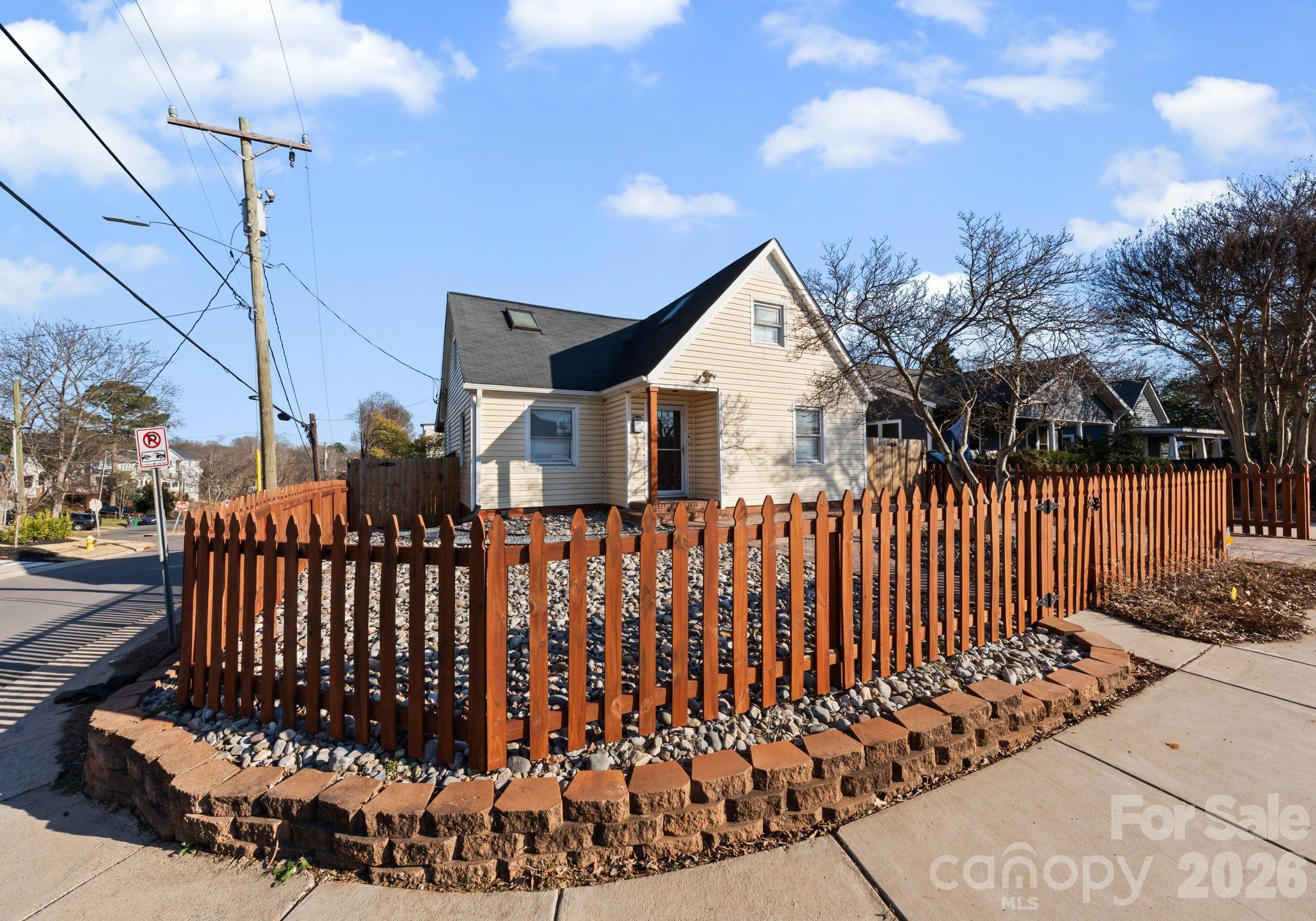 Midwood - Land