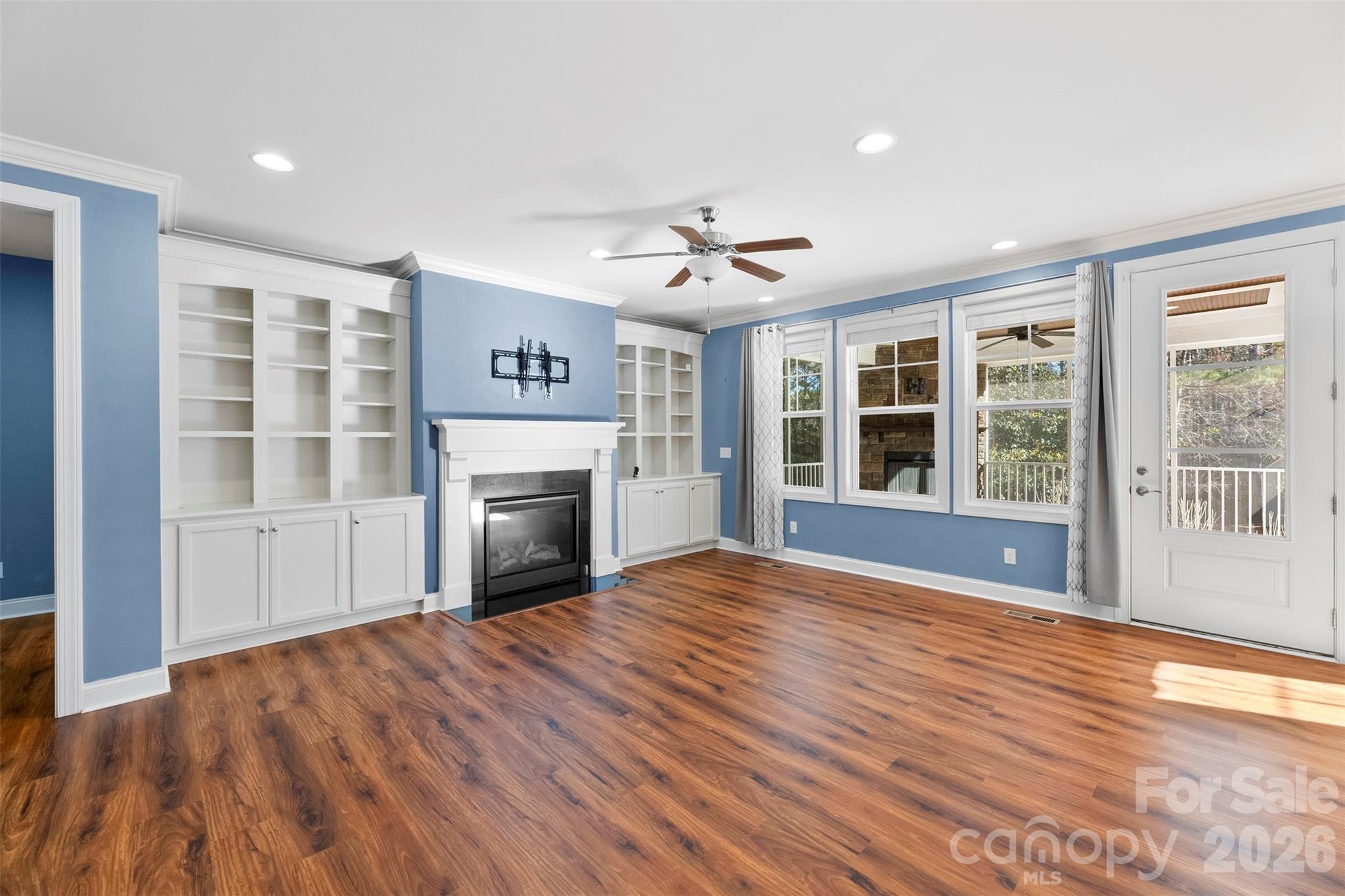 Riverchase Estates - Residential