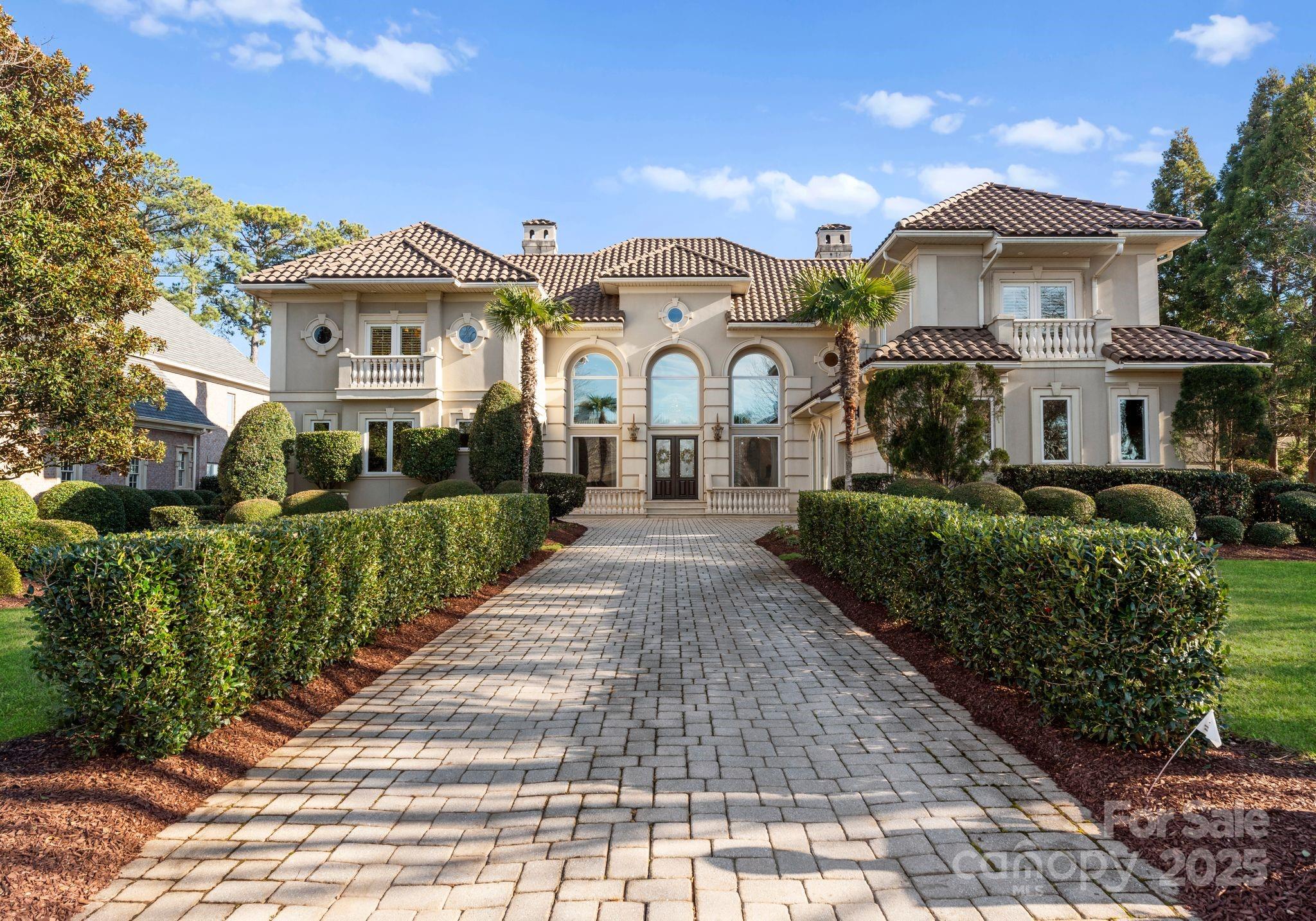 The Peninsula - Residential