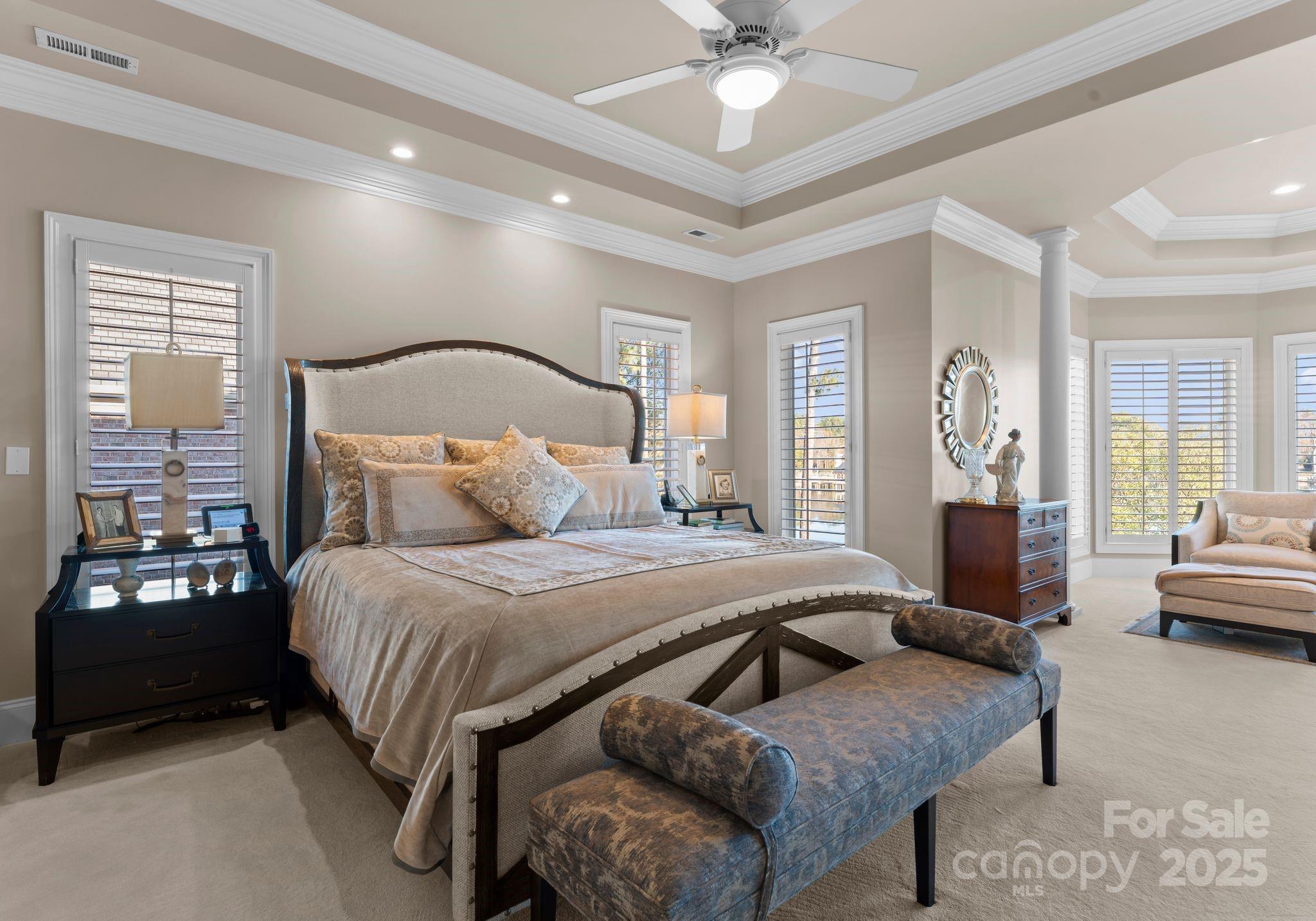 The Peninsula - Residential