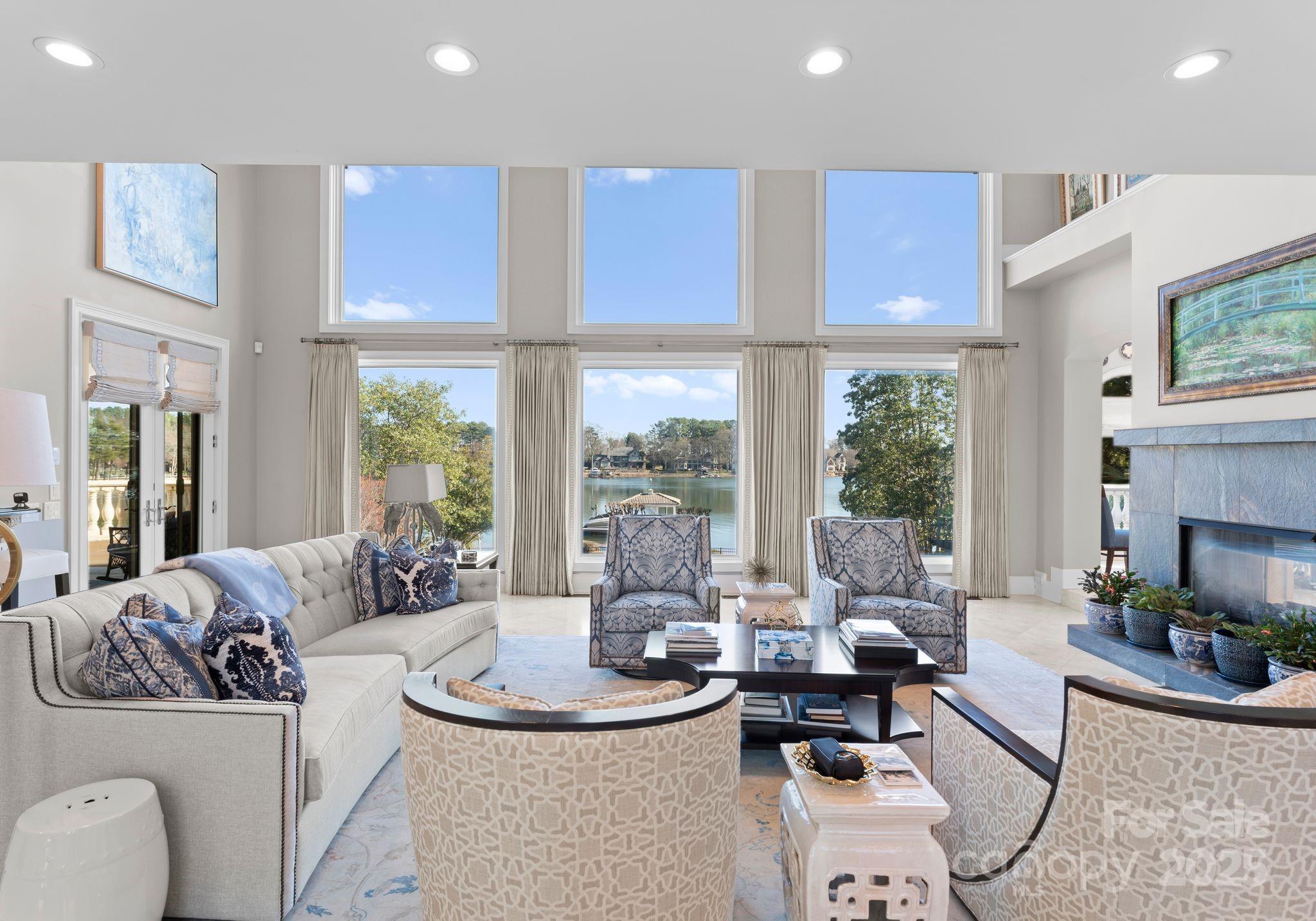 The Peninsula - Residential