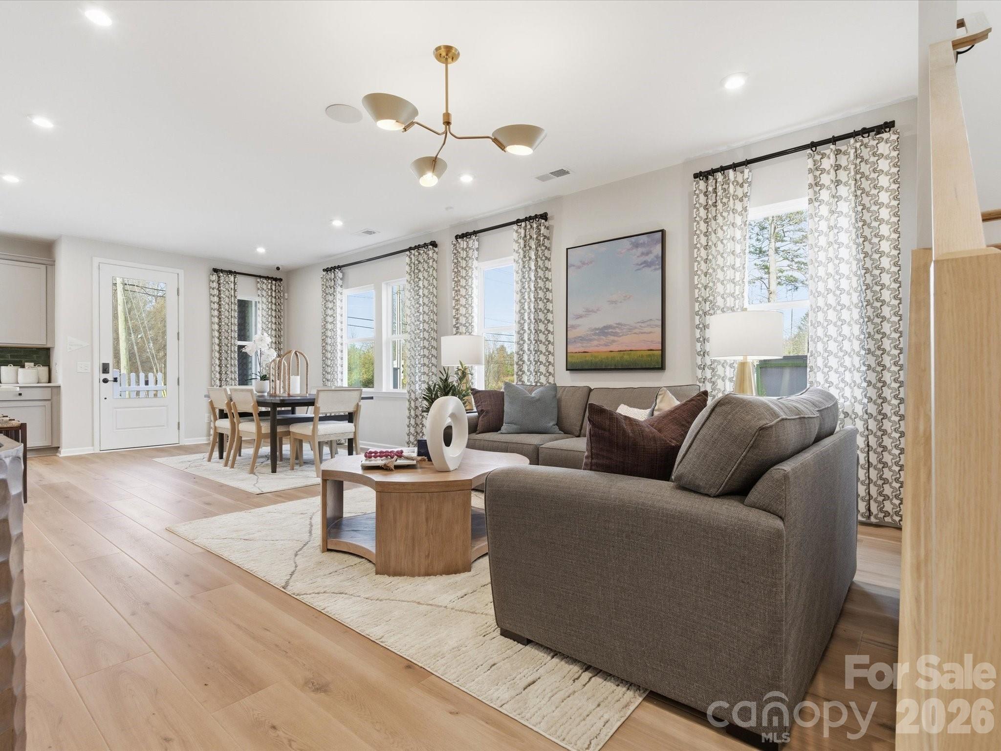 Ellis Townes - Residential