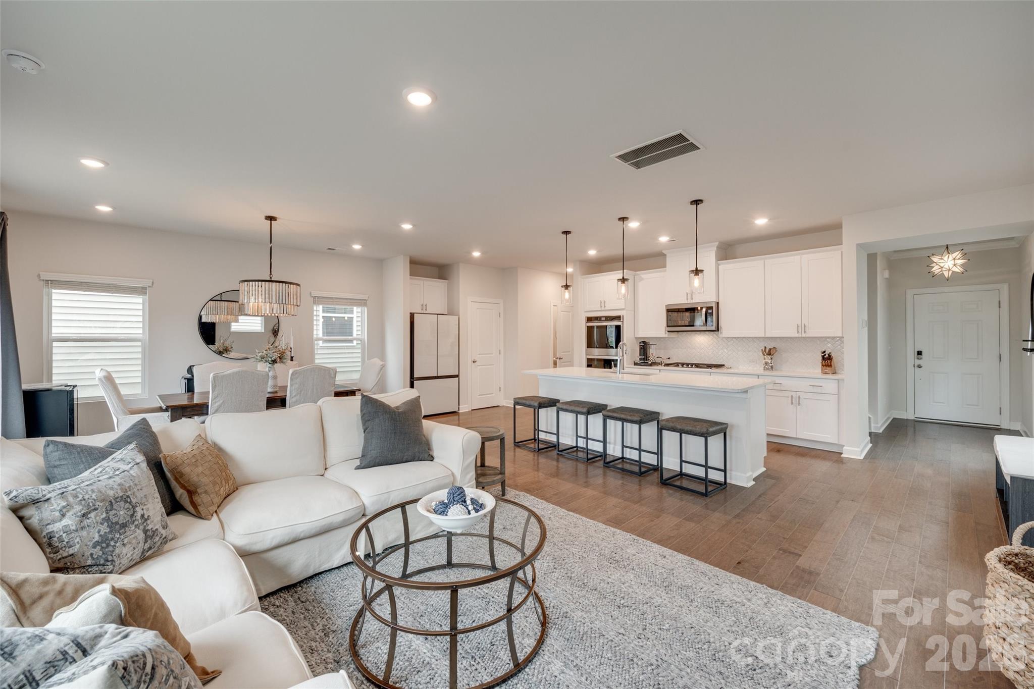 Anniston Chase - Residential