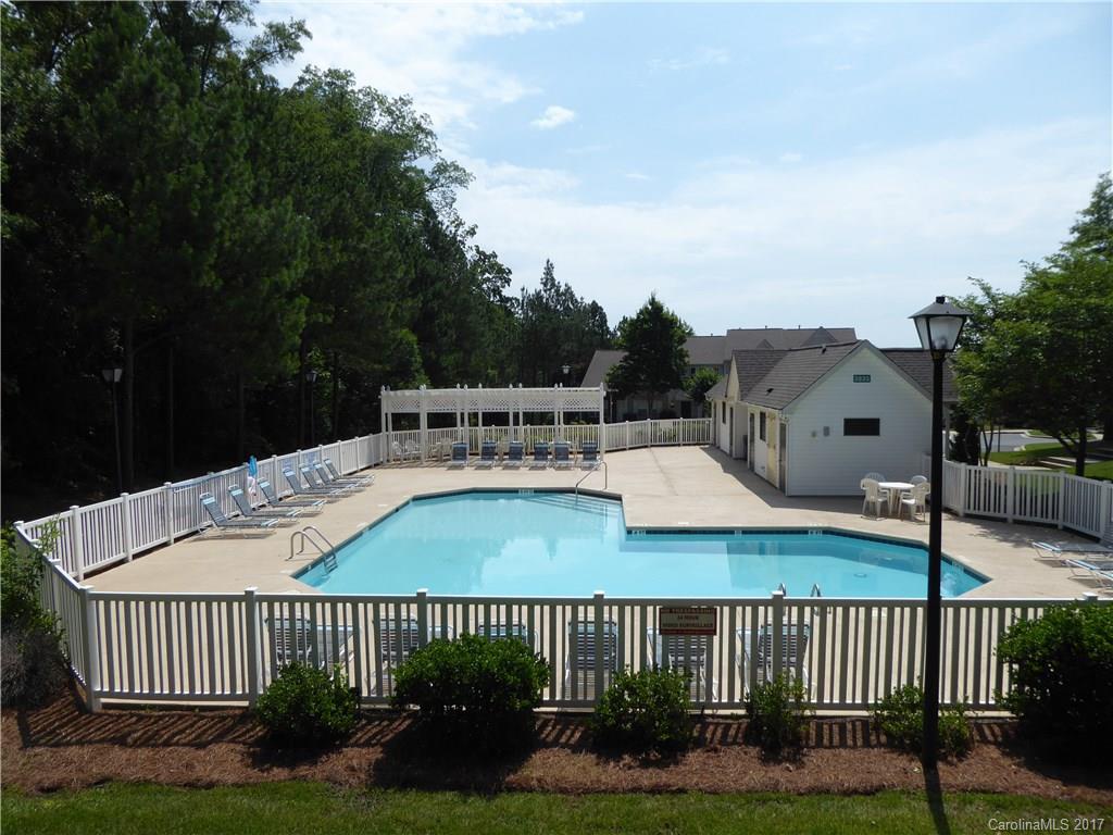 Windsor Trace - Residential