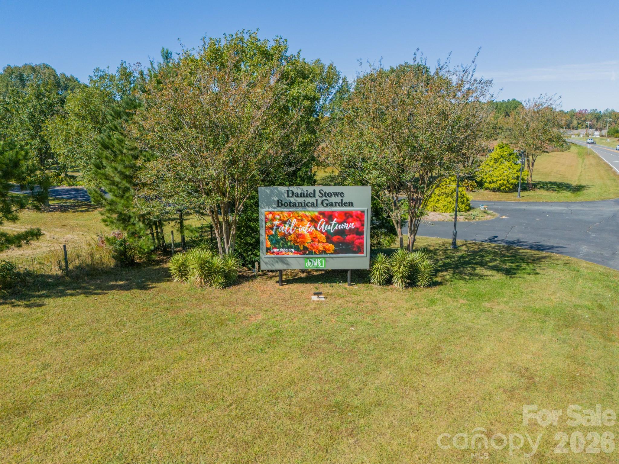 McLean - South Shore - Land