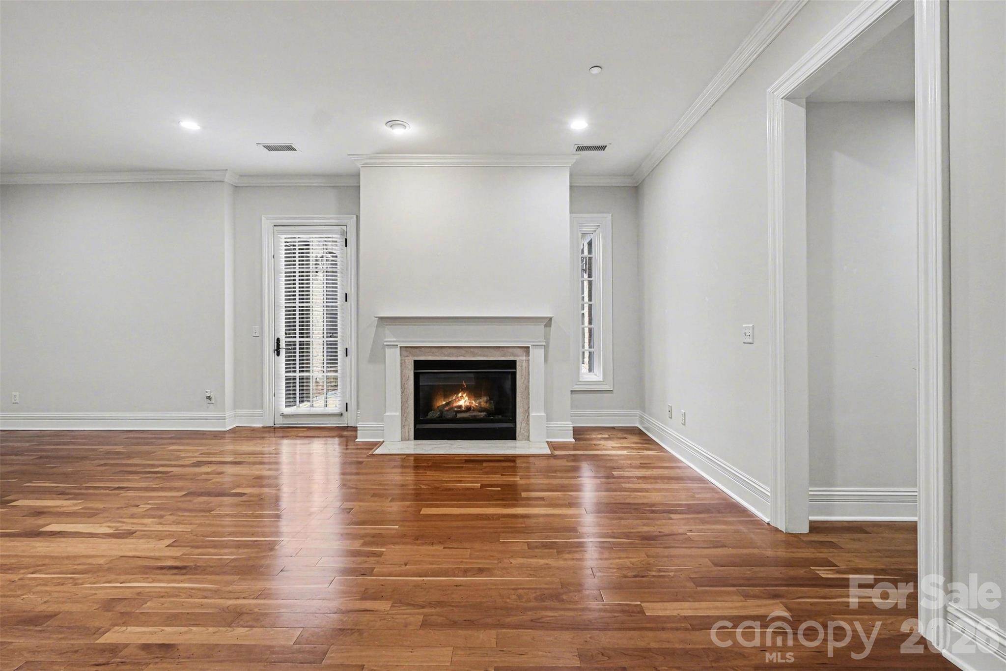 Parkwood Knoll - Residential