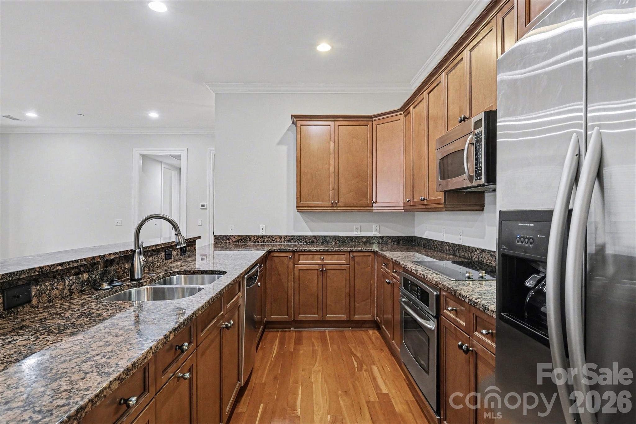 Parkwood Knoll - Residential