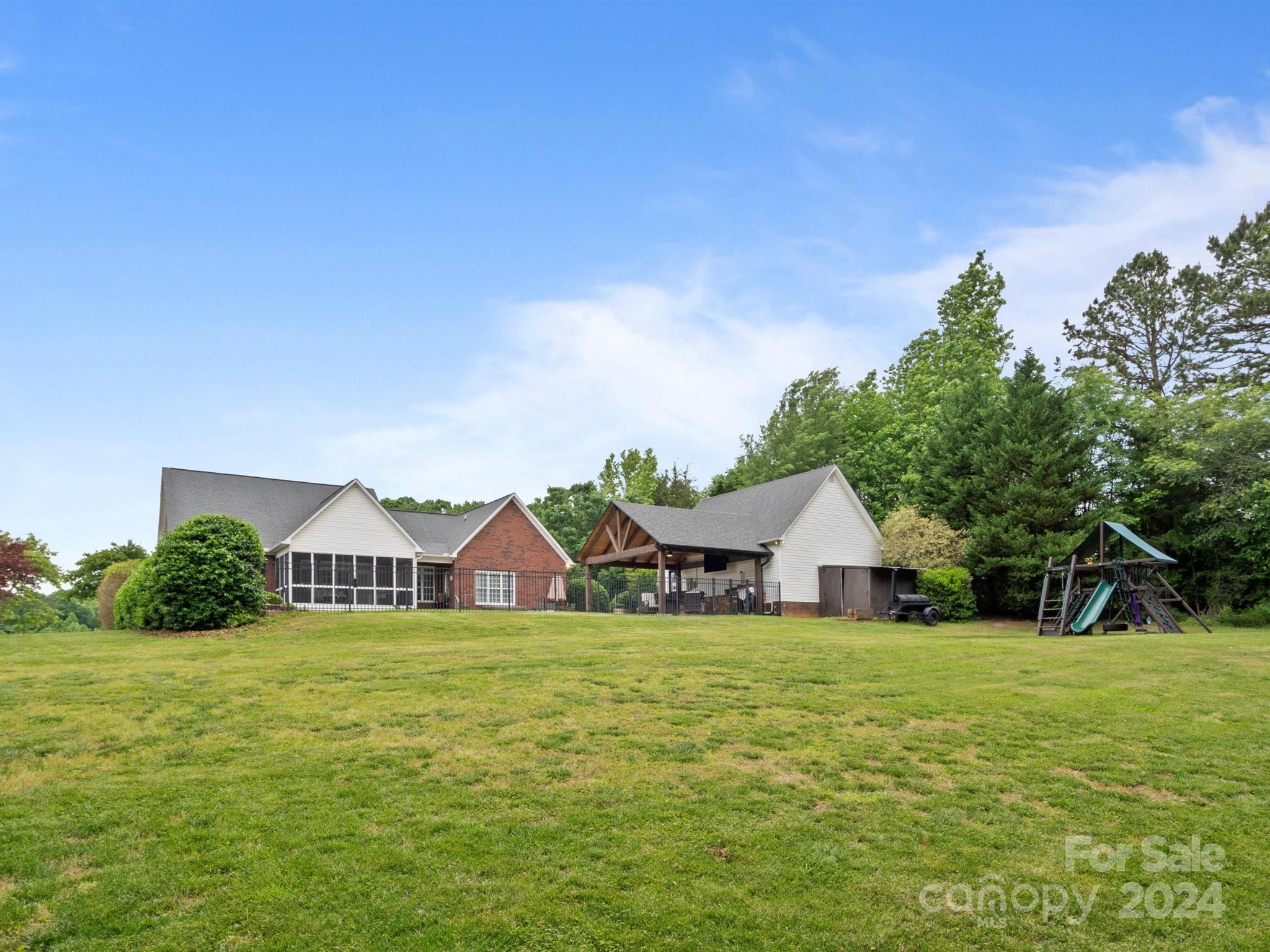 Clarendon Estates - Residential