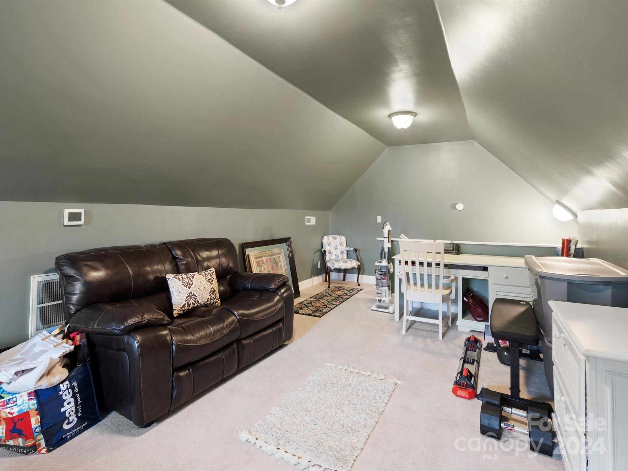 Clarendon Estates - Residential