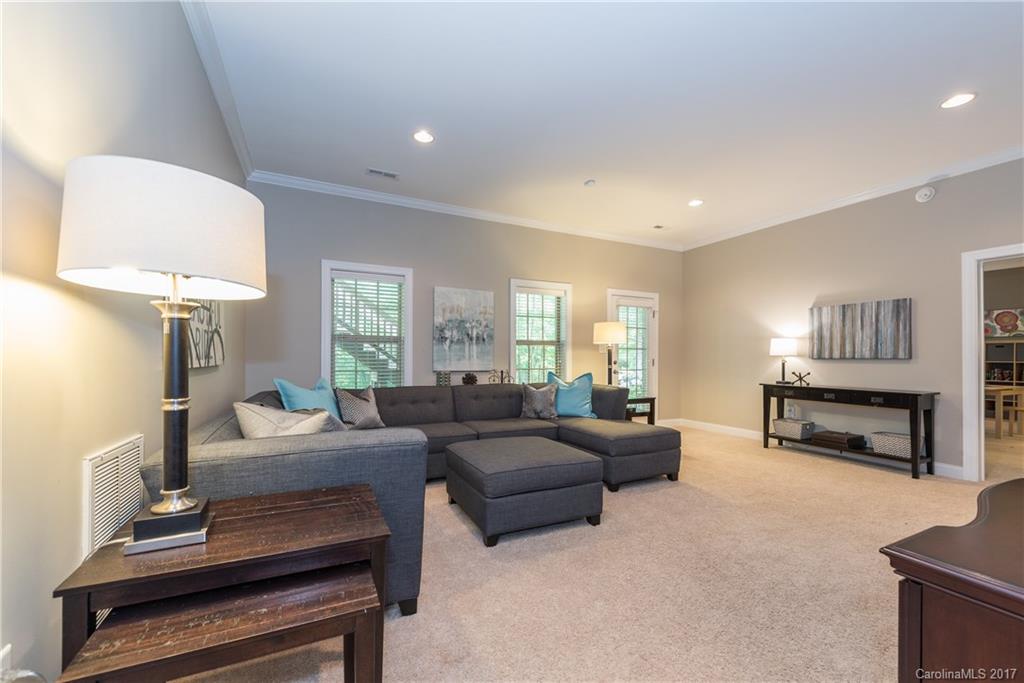 Spring Branch Glen - Residential