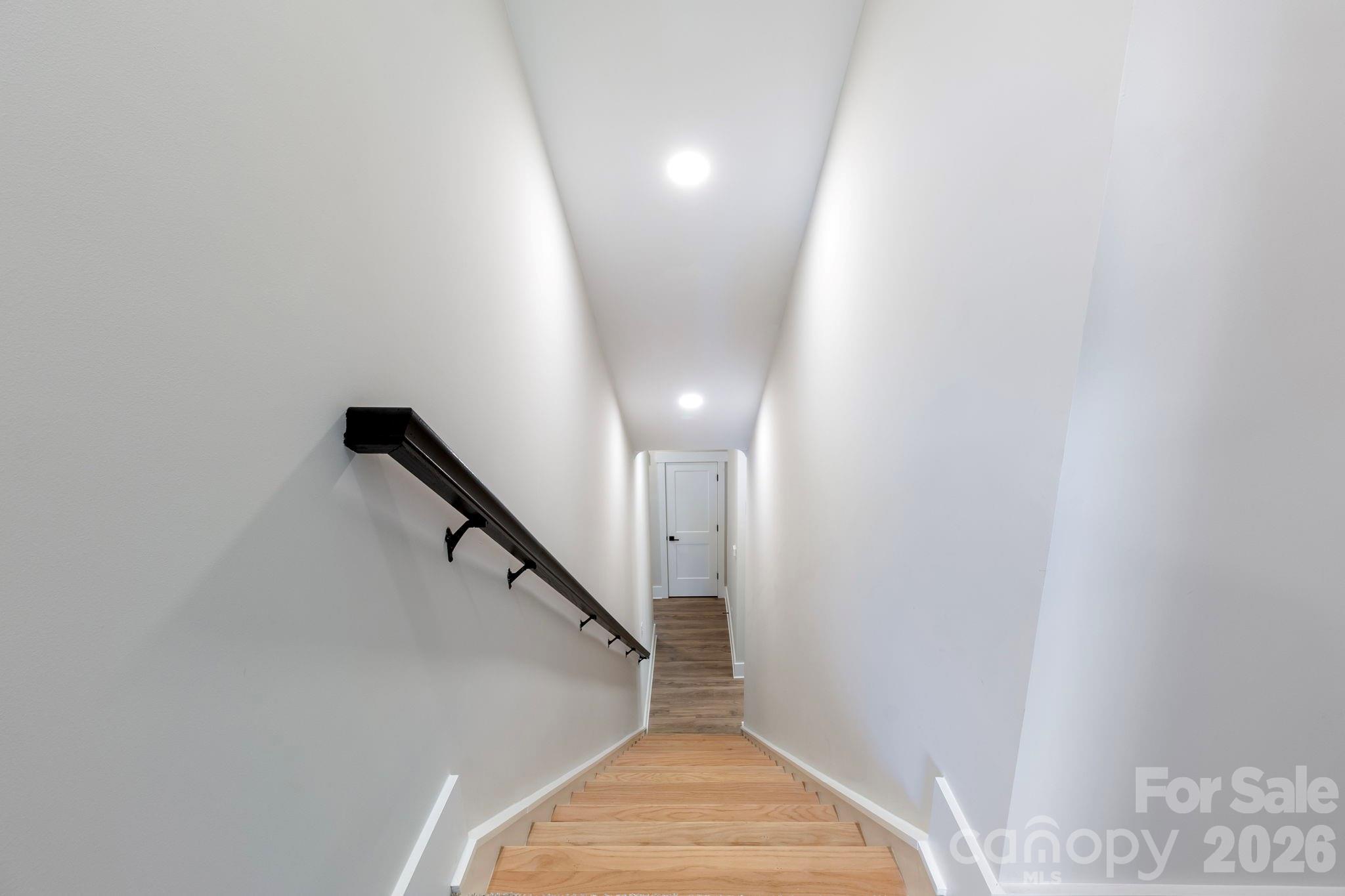 Royal Pines - Residential